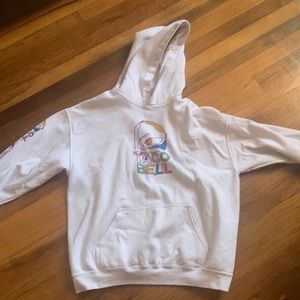 Taco Bell Graphic Hoodie(Large)